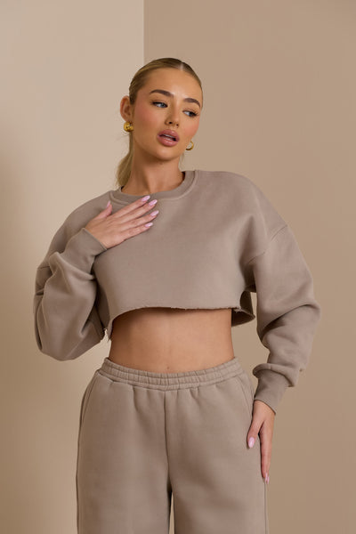 EVERYDAY LOUNGE CROP SWEAT | MOCHA