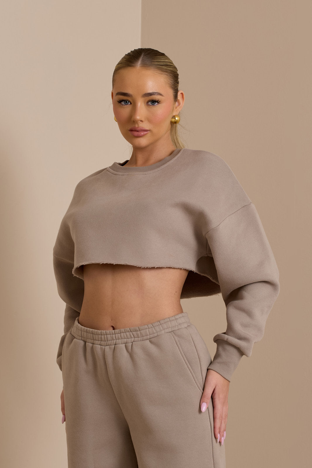 EVERYDAY LOUNGE CROP SWEAT | MOCHA