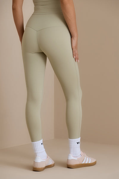 ELEVATED EVERYDAY LEGGINGS  | MATCHA.